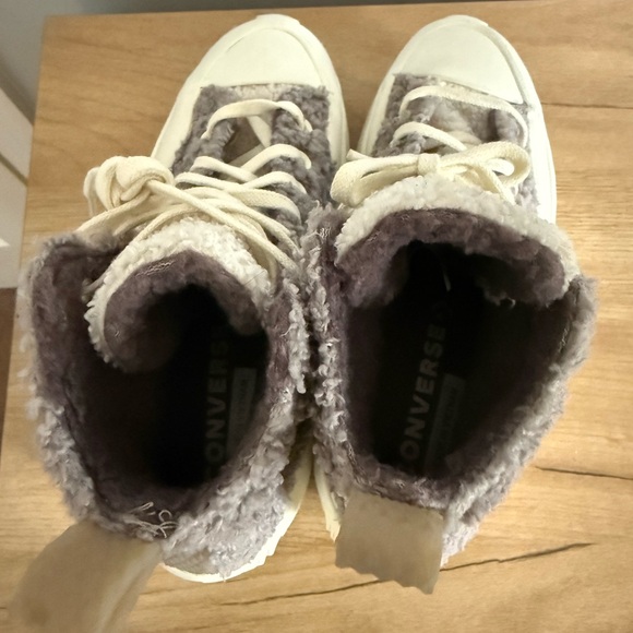 Converse Womens Lace Up Cap Toe Platform Faux‎ Fur Sneakers Gray White Size 7 C - Picture 8 of 13